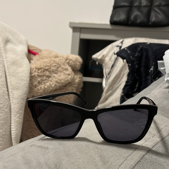 Versace Sunglasses - Picture 6 of 12